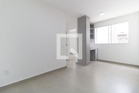 Sala de apartamento para alugar com 2 quartos, 42m² em Vila Cristalia, São Paulo