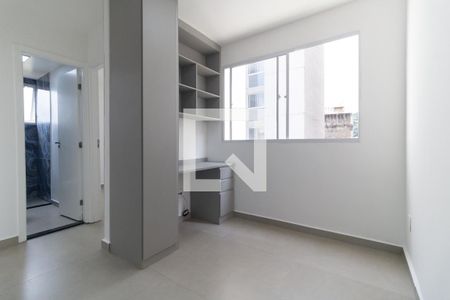 Sala de apartamento para alugar com 2 quartos, 42m² em Vila Cristalia, São Paulo
