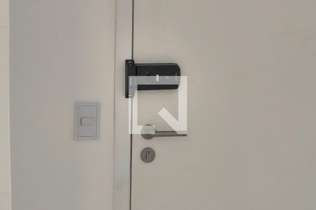 Fechadura eletrônica de apartamento para alugar com 2 quartos, 69m² em Maracanã, Praia Grande