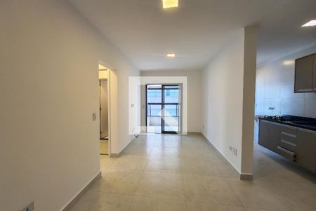 Sala de apartamento para alugar com 2 quartos, 69m² em Maracanã, Praia Grande