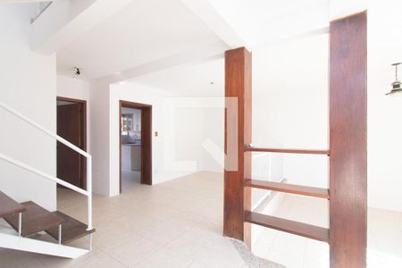 Casa à venda com 3 quartos, 255m² em Serraria, Porto Alegre