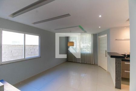 Sala de casa de condomínio à venda com 2 quartos, 70m² em Várzea das Moças, Niterói