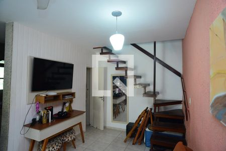Sala de casa de condomínio à venda com 3 quartos, 142m² em Barra da Tijuca, Rio de Janeiro