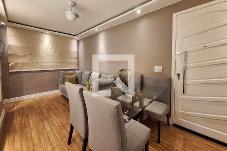 Sala de apartamento à venda com 2 quartos, 45m² em Rio do Ouro, Niterói