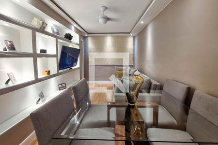 Sala de apartamento à venda com 2 quartos, 45m² em Rio do Ouro, Niterói