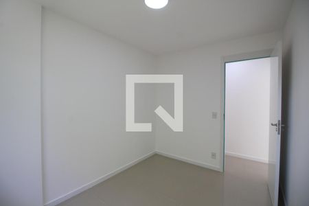 Quarto 1 de apartamento para alugar com 2 quartos, 96m² em Jacarepaguá, Rio de Janeiro