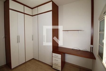 Quarto 1 de casa para alugar com 3 quartos, 82m² em Bosque dos Eucaliptos, São José dos Campos