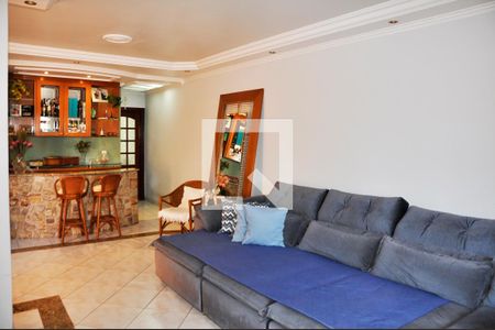 Casa à venda com 3 quartos, 210m² em Vila Pereira Barreto, São Paulo