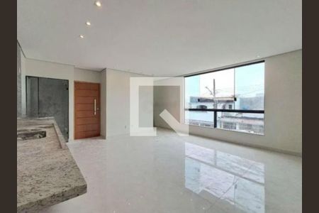Casa à venda com 2 quartos, 135m² em Vila Carrão, São Paulo