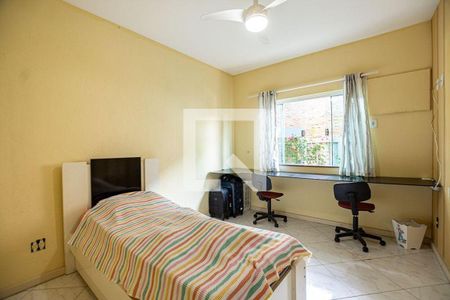 Casa à venda com 4 quartos, 270m² em Várzea das Moças, Niterói