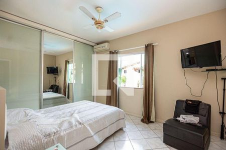 Casa à venda com 4 quartos, 270m² em Várzea das Moças, Niterói