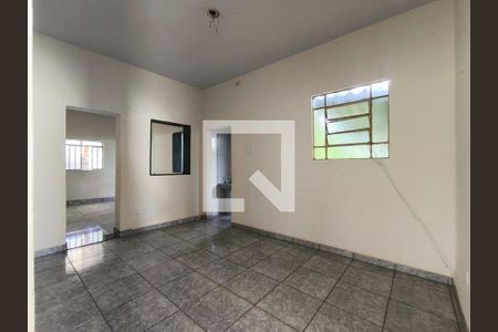 Casa à venda com 2 quartos, 420m² em São Geraldo, Belo Horizonte