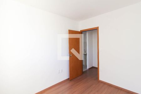 Quarto 1 de apartamento para alugar com 2 quartos, 45m² em Fátima, Canoas