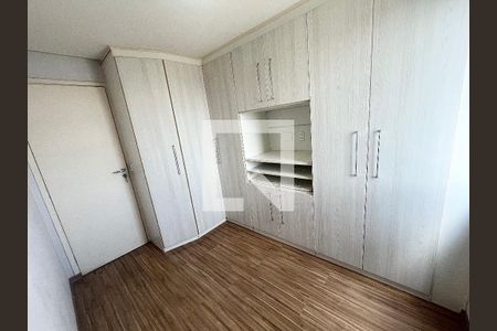 Quarto de apartamento para alugar com 2 quartos, 55m² em Parque Maria Domitila, São Paulo