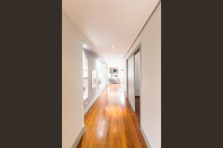 Hall de entrada de casa de condomínio à venda com 3 quartos, 430m² em Alphaville, Santana de Parnaíba