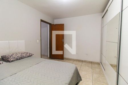 Quarto 1 de casa à venda com 3 quartos, 175m² em Vila Carmosina, São Paulo