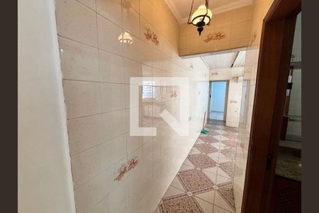 Corredor de casa para alugar com 4 quartos, 115m² em Vila Ré, São Paulo