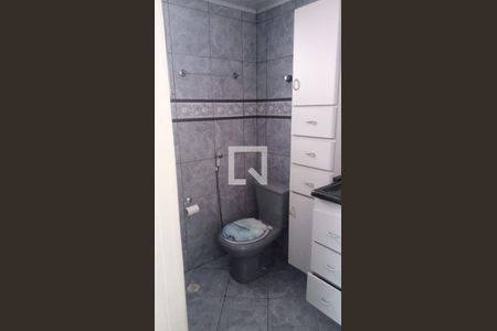 Banheiro de apartamento para alugar com 2 quartos, 68m² em Jardim Estrela, Mauá