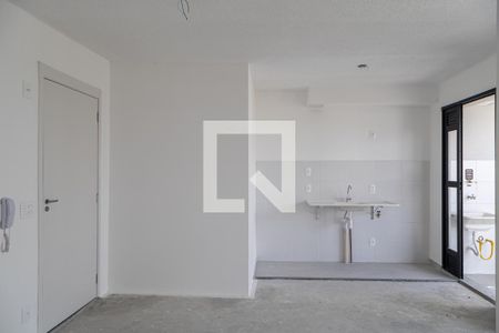 Sala/Cozinha de apartamento à venda com 2 quartos, 42m² em Vila Campanela, São Paulo