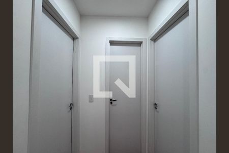 Corredor de apartamento para alugar com 2 quartos, 44m² em Recreio, Rio de Janeiro