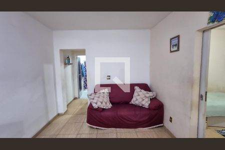 Sala de casa para alugar com 2 quartos, 70m² em Vista Alegre, Rio de Janeiro