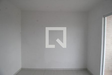 Suíte de casa para alugar com 2 quartos, 72m² em Olinda, Nilópolis