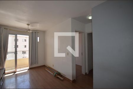 Sala de apartamento para alugar com 2 quartos, 60m² em Praça Seca, Rio de Janeiro