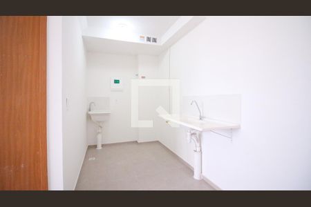 Apartamento para alugar com 2 quartos, 40m² em Vila Antonieta, São Paulo