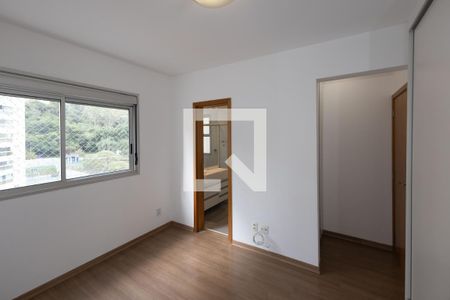 Suíte 1 de apartamento para alugar com 3 quartos, 104m² em Vila da Serra, Nova Lima
