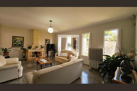 Casa à venda com 5 quartos, 300m² em Jardim Paulista I, Jundiaí