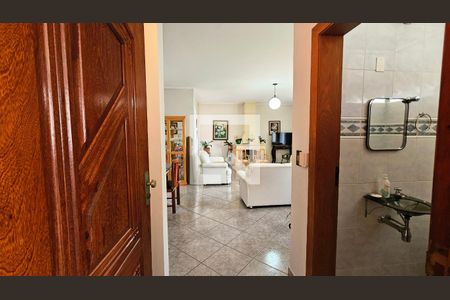 Casa à venda com 5 quartos, 300m² em Jardim Paulista I, Jundiaí