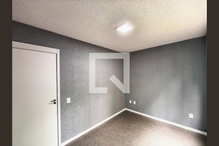 Quarto de apartamento à venda com 2 quartos, 43m² em Vargem Pequena, Rio de Janeiro