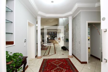 Hall de Entrada de casa de condomínio para alugar com 6 quartos, 1000m² em Parque Sao Paulo, Cotia