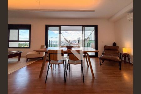 Apartamento para alugar com 2 quartos, 102m² em Sumaré, São Paulo
