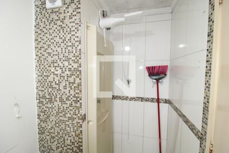 Banheiro de apartamento para alugar com 2 quartos, 49m² em Lauzane Paulista, São Paulo