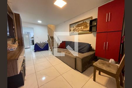 Casa à venda com 3 quartos, 93m² em Jardim Rizzo, São Paulo