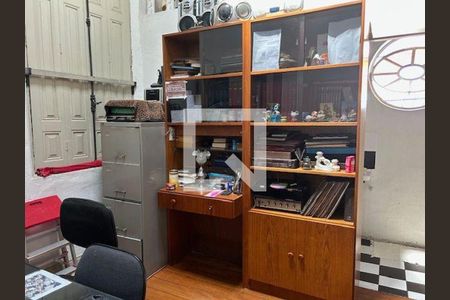 Casa à venda com 5 quartos, 231m² em Bela Vista, São Paulo