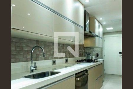 Apartamento à venda com 3 quartos, 133m² em Jardim da Saúde, São Paulo