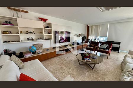 Apartamento à venda com 4 quartos, 300m² em Barra da Tijuca, Rio de Janeiro