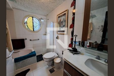 Casa à venda com 3 quartos, 200m² em Maria Paula, Niterói