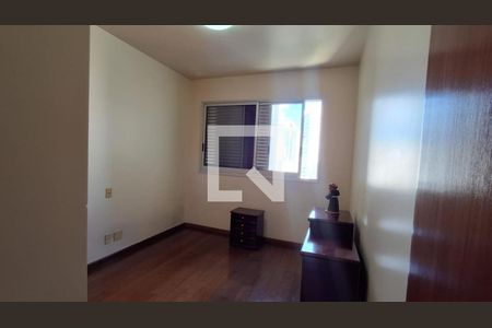 Apartamento à venda com 4 quartos, 180m² em Funcionários, Belo Horizonte