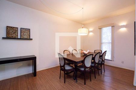 Casa à venda com 6 quartos, 390m² em São Francisco, Niterói