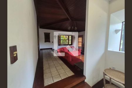 Casa à venda com 2 quartos, 300m² em Itaipu, Niterói