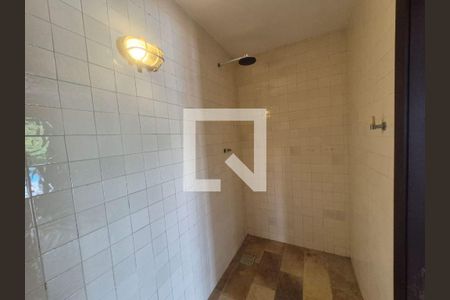 Casa à venda com 2 quartos, 300m² em Itaipu, Niterói