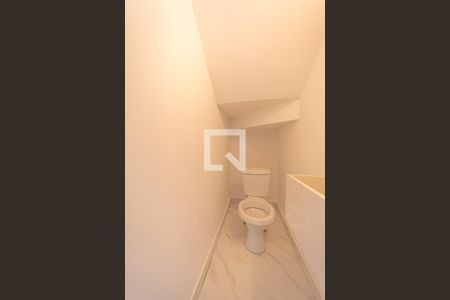 Lavabo de casa para alugar com 2 quartos, 90m² em Jardim Três Marias, São Paulo