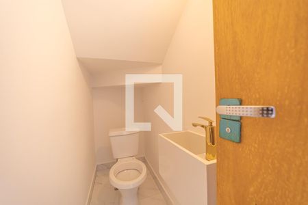 Lavabo de casa para alugar com 2 quartos, 90m² em Jardim Três Marias, São Paulo