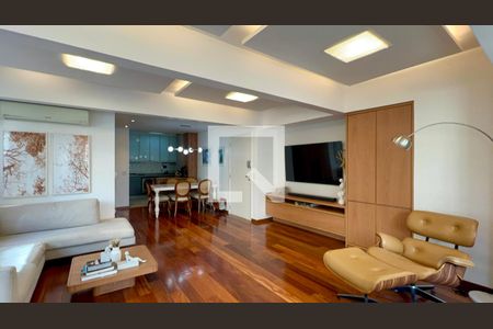 Sala de apartamento à venda com 3 quartos, 160m² em Pinheiros, São Paulo