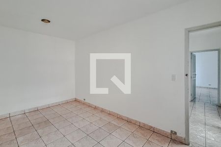 Quarto 1 de casa para alugar com 2 quartos, 75m² em Vila São José, São Paulo