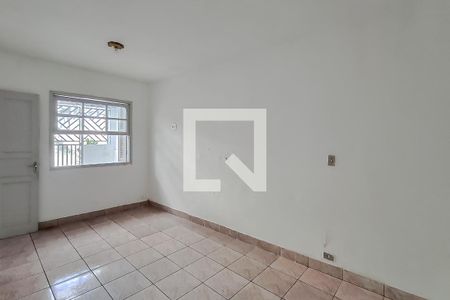 Quarto 1 de casa para alugar com 2 quartos, 75m² em Vila São José, São Paulo