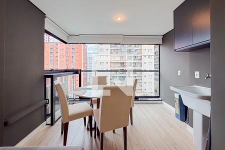 Varanda de apartamento à venda com 2 quartos, 53m² em Vila Mariana, São Paulo